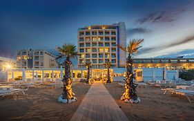 Excelsior Hotel, Spa & Lido - Preferred Hotels & Resorts